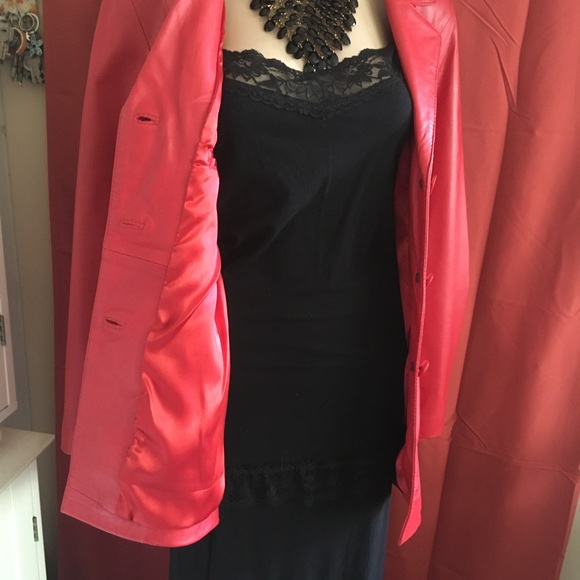 Red leather blazer - Picture 4 of 5